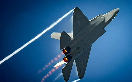 (影) 盤點珠海航展新武器系統 CNN : 殲-35A、紅旗-19、九天、霹靂-15E最吸睛