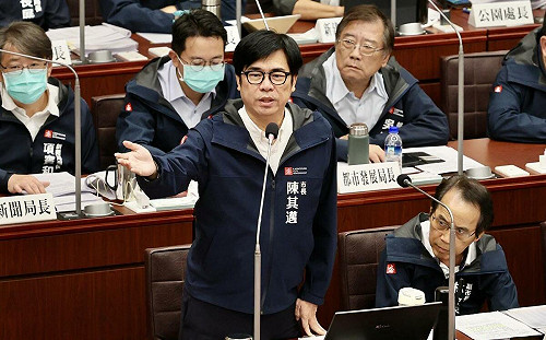 藍議員籲提供更多元申訴管道 陳其邁重申職場霸凌零容忍