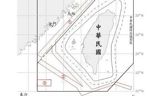 侵門踏戶! 25共機.7共艦擾台 13架次逾越中線闖我空域