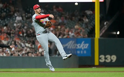 Arenado休賽季恐換新東家　願改守一壘