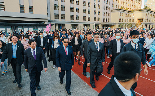 林保華觀點》馬皇勾結共匪以美男計統戰台灣女生