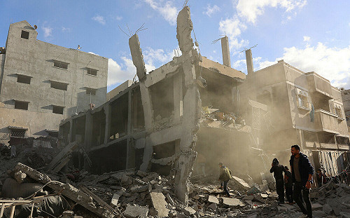 (影）以黎停火後 真主黨又冒出頭了! 揮舞旗幟、領袖照 暗中集結黎南地區