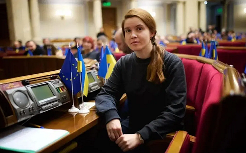 俄網友震驚吃瓜! 烏美女議員連爆3大料 包含高層內鬥、10萬枚劣質迫擊砲