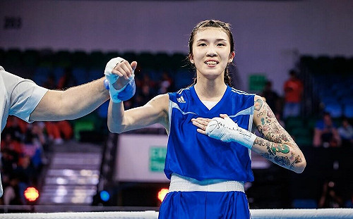 世界拳總年終賽 黃筱雯擊敗巴西女將晉級金牌戰