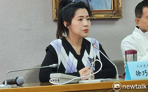 被曹興誠罵妖女 徐巧芯回嗆「曹賊」、「作妖的人」　