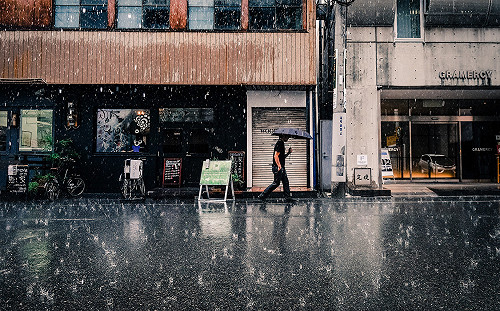 外出帶傘備用！午後嚴防局部大雨及雷雨