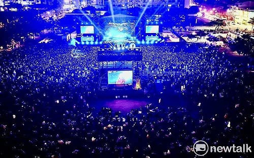 臺南耶誕跨年首場演唱會重磅登場  13萬人提前搖滾耶誕夜