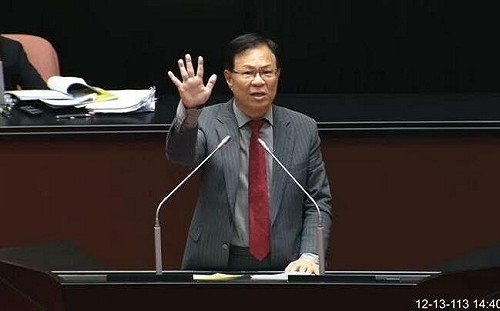 立院通過財劃、憲訴、選罷三法條正 立委張啓楷：人民豐收的一天