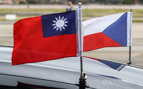 捷克擬簡化流程  台灣人明年在當地就業可免工作簽