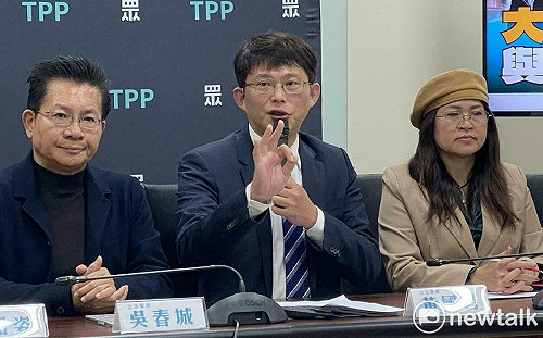 綠委財劃法表決落跑？ 黃國昌點名許智傑：對得起吹風淋雨的人？