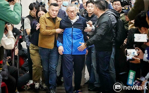 快訊》重開羈押庭 北院裁定柯文哲7000萬交保  增加電子腳鐐