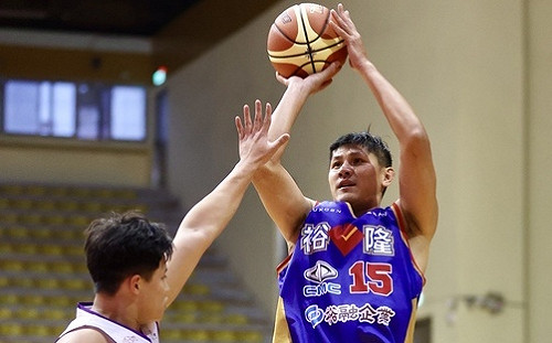 SBL裕隆集團拚3連霸  41歲周士淵笑稱還有油