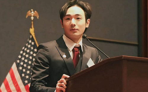 喬好了!八炯預告「百萬網紅」收中共指令 2月前發片抹黑他