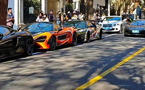 (影) 讓韓國遊客「開開眼」！ 上海「炫車炸街」爆爭議 專家：不可能「為國爭光」