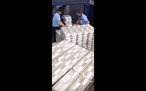 (影) 貪汙金額高達好幾兆! 又2中國貪官落馬遭起訴 「抄家」起出大量「錢磚」