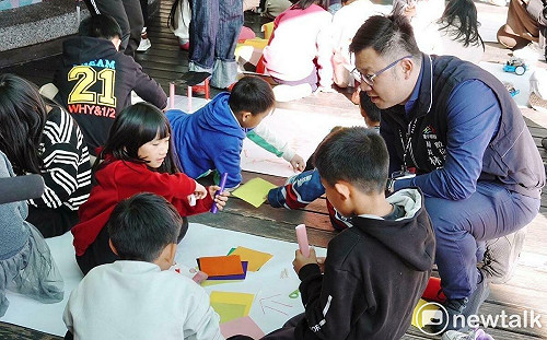 平等國小AI超人快樂兒童數位營 把環山部落變成火星！