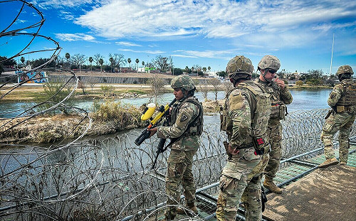 解決非法移民  川普美墨邊境增兵1500人 美官員：這只是開始 