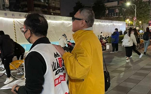 視障朋友站出來罷藍委 志工哽咽：看不到的人，都比明眼人看得更清楚