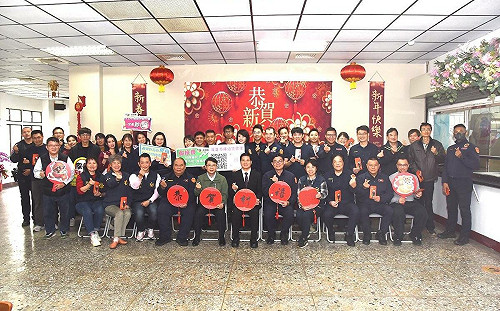 警察人員春節期間輪梯休假  高市警局長發創意Q版紅包慰勉