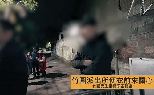 擺攤就出動20位便衣監視拍照！罷洪孟楷團體：阿公阿嬤喊「要打志工先打我們」