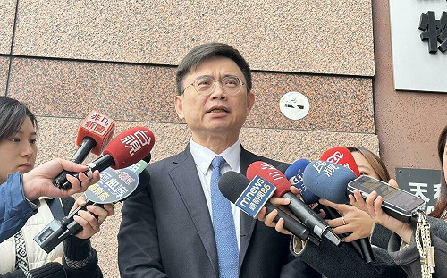 批藍白惡修財劃法阻高雄建設  賴瑞隆：捷運補助減少112億元