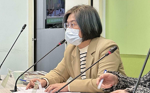 吳春城壯世代「寄生國會」 陳培瑜批：不只賺十代、更可賺百代