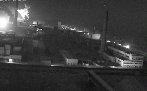 俄軍無人機夜襲車諾比核電站 擊穿防護殼引發火災  烏克蘭擬向美方通報詳情