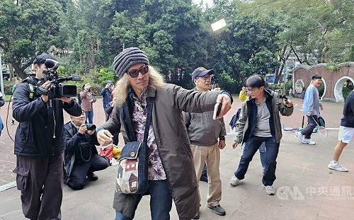 罷團領銜人朱約信與翁明志合體  直播宣傳理念