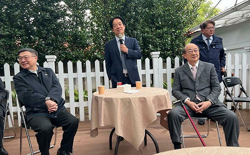 急診塞爆、賴清德邀綠委烤肉趴 民眾黨團：賴門酒肉臭、路有病死骨