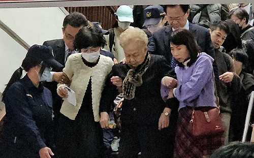 快訊》(影)可見4人！ 北院裁定柯文哲解除禁見至3月10日 