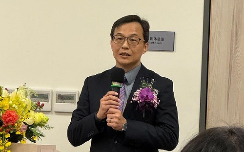 員工外洩公文還上網諷王鴻薇　食藥署長認錯致歉：已記過並調職 