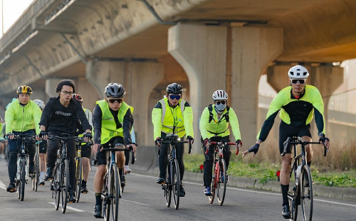 洪健益轟蔣市府公帑補助民眾黨「一日北高」黃國昌嗆：問政品質低落