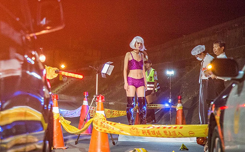 為《盜命師》苦練鋼管 陳庭妮尺度火辣