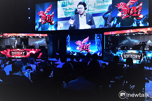 《英雄聯盟》夏季準決賽 ahq率先聽牌