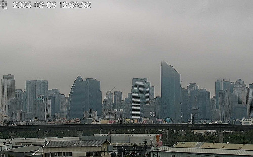 霧濛濛！台中機場受濃霧影響 午後暫停起降