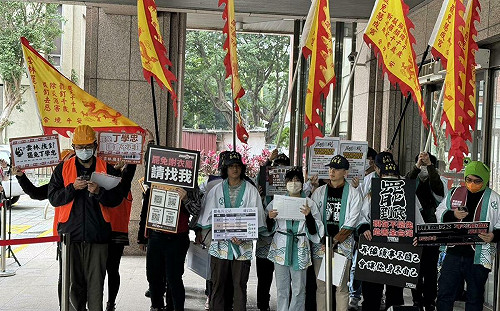 解顏拒瓔廢翔斷健敲羅擊臣！罷免台中六藍委二階起跑