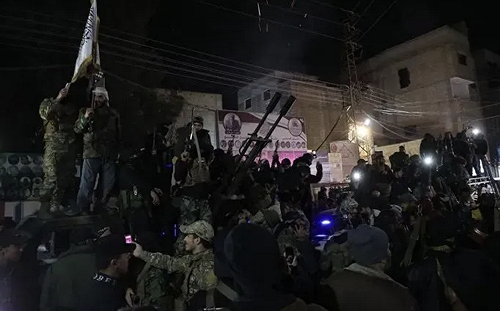 敘利亞爆發大規模武裝叛亂!  叛軍襲擊沿海部隊 解放戰線大開殺戒