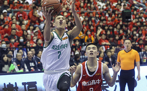 HBL松山高中睽違7年封王 劉程恩飆大三元創紀錄獲FMVP