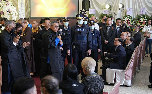 傳總統府原擬派員出席柯父告別式 陳智菡證實：柯家人婉拒 