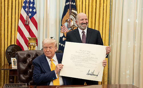 大轉彎！川普稱關稅豁免是「假新聞」 沒人能逃過「尤其是中國」