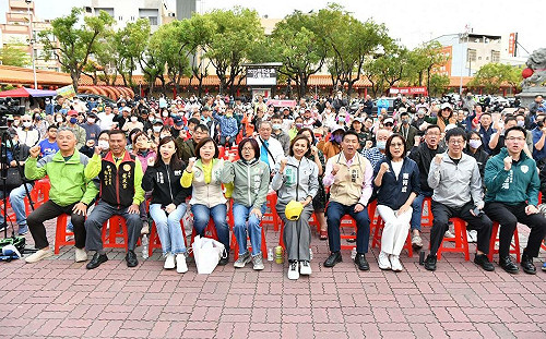 響應政院「人民是頭家」 「挺台灣護未來」高雄首場宣講登場