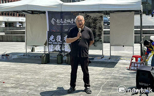 中配亞亞「拒絕離境」 前往內政部抗議　李明哲：對爭取權益 沒有任何幫助