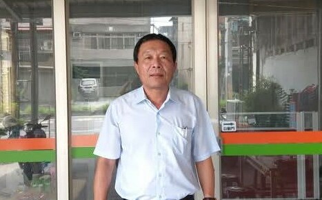 送花力挺黃明太  藍營前高雄議員：民進黨高市議會最後良心  