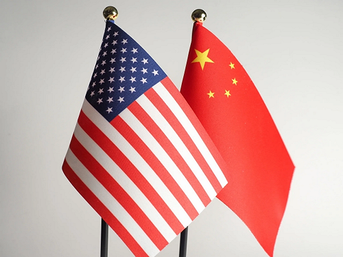 美課中超重關稅！中國網紅一怪招逆襲賺爆美國 網笑：亞洲人數學好