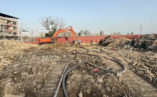 新北塭仔圳整地施工 瓦斯管線遭意外挖破