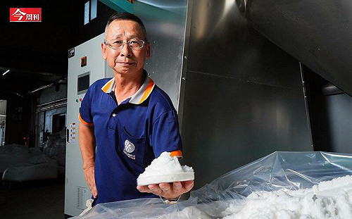 不產鎢的台灣回收造礦！聯友用廢料煉出戰略金屬、躍全球前3大鎢酸鈉出口商…「城市礦山」怎麼做？