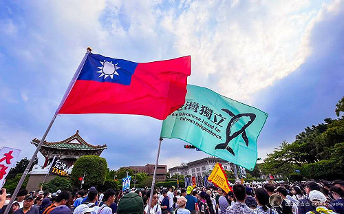 觸發反共共鳴！重症醫轉「這張圖」意外漲粉