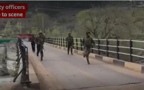 (影) 印、巴衝突再起! 關邊界、哨所開火、驅逐外交官  巴基斯坦要拔「3大釘子」......