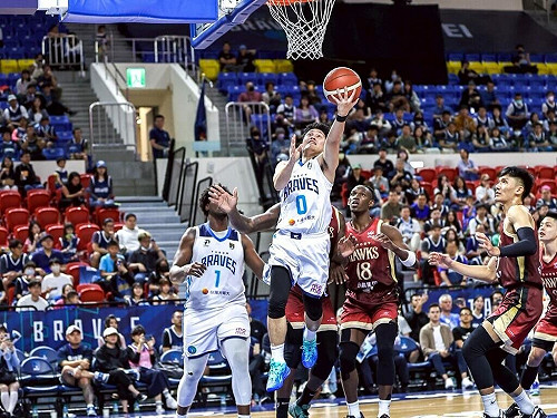 PLG勇士逆轉擊敗獵鷹  季後賽首戰告捷