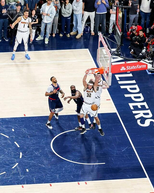 NBA高登壓哨灌籃終結比賽  季後賽史上頭一遭